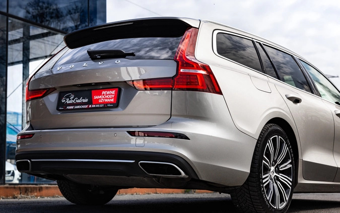 Volvo V60 cena 96900 przebieg: 165015, rok produkcji 2018 z Mińsk Mazowiecki małe 781